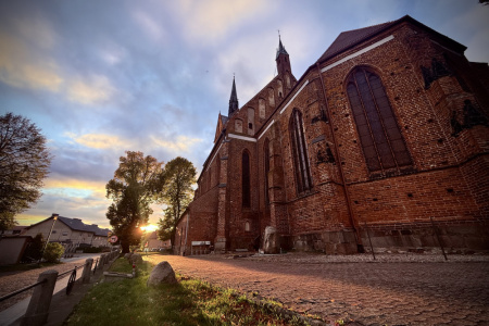 NASZA PIĘKNA ŚWIĄTYNIA